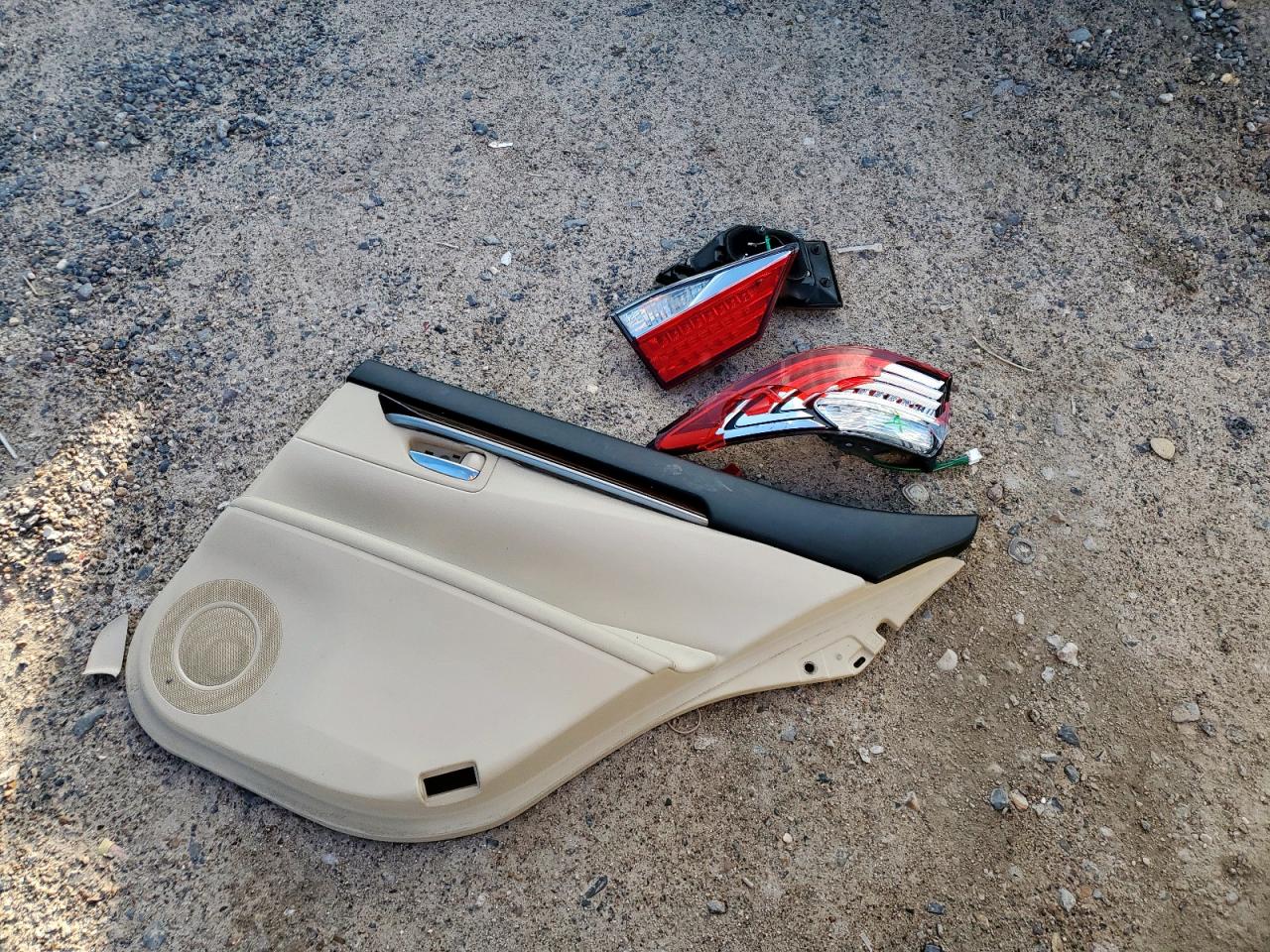 2015 Lexus Es 350 VIN: JTHBK1GG1F2175624 Lot: 81837915