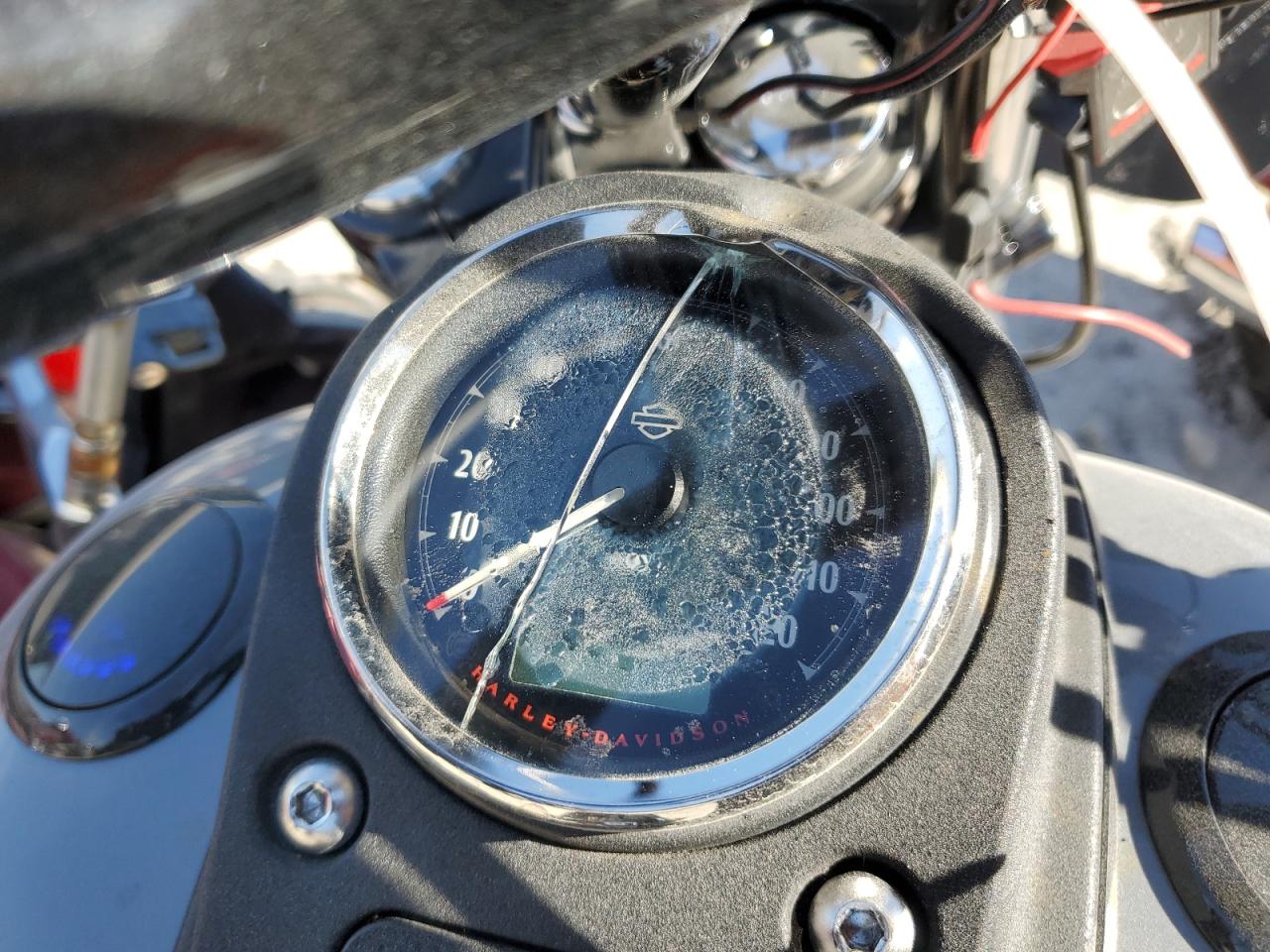 2014 Harley-Davidson Fxdb Dyna Street Bob VIN: 1HD1GXM18EC323888 Lot: 81662055