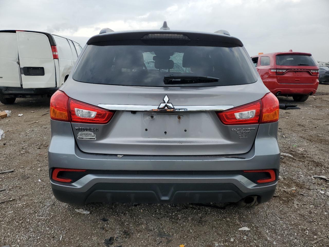 2018 Mitsubishi Outlander Sport Sel VIN: JA4AP4AW7JU008353 Lot: 81726145