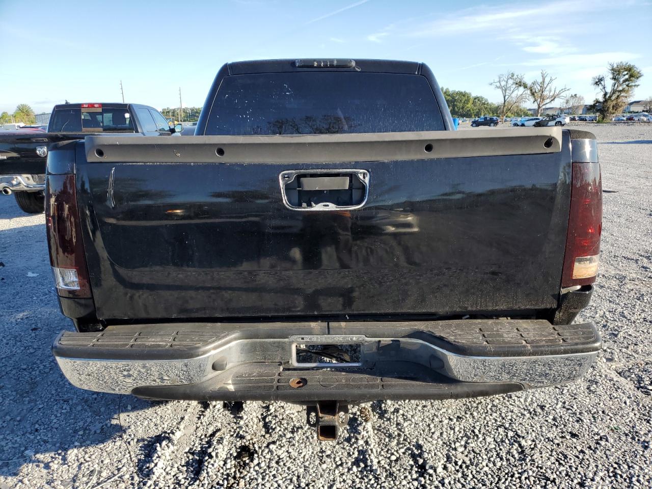 2008 GMC Sierra C1500 VIN: 2GTEC13J181200490 Lot: 84210975