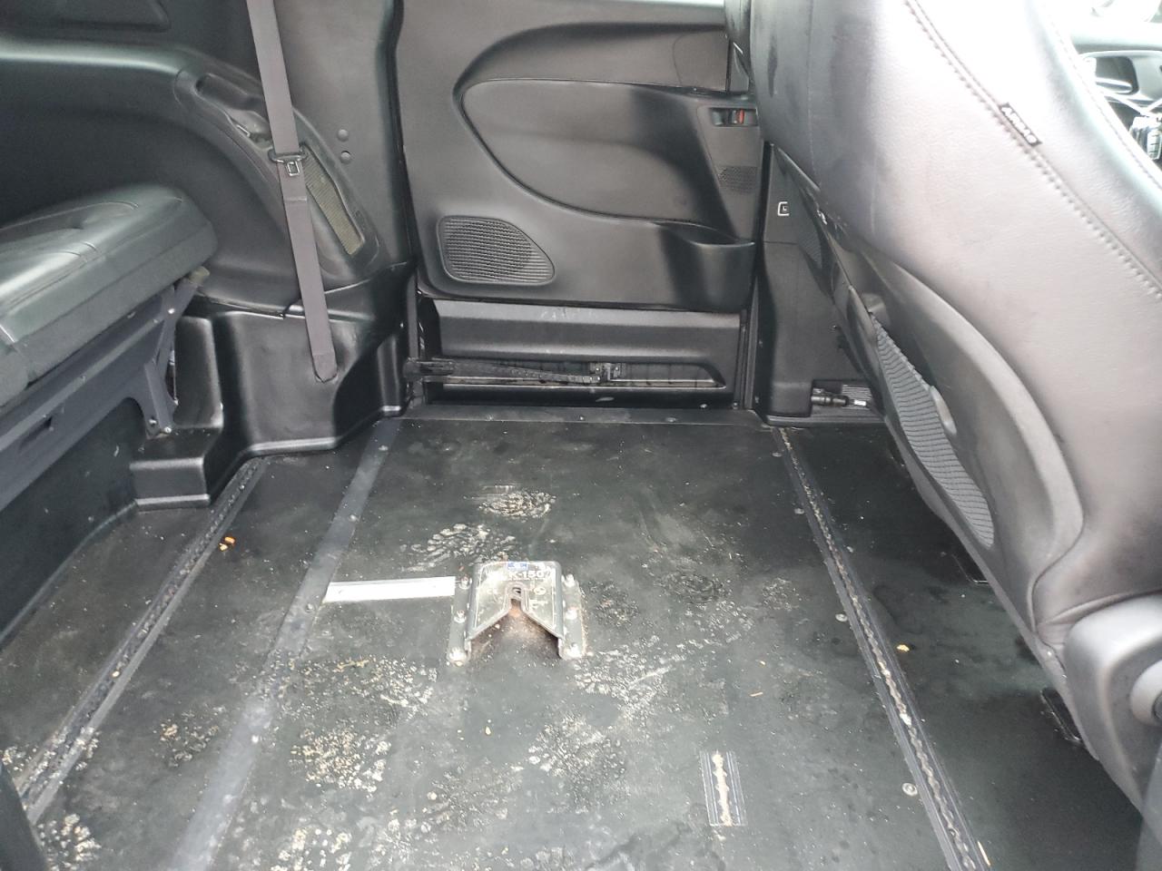 2022 Chrysler Pacifica Touring L VIN: 2C4RC1BG3NR219210 Lot: 81490045