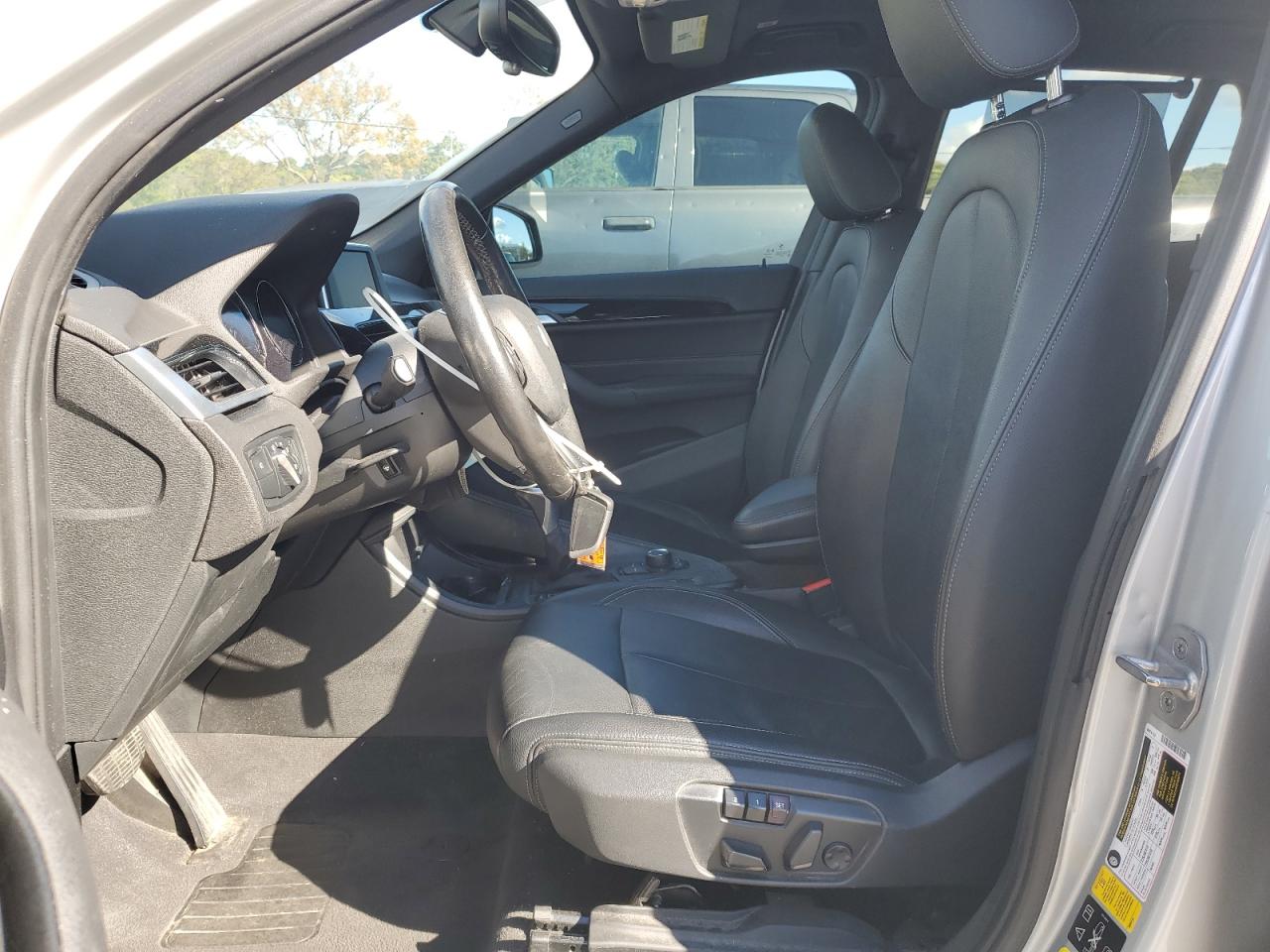 2018 BMW X1 xDrive28I VIN: WBXHT3C30J3H33351 Lot: 84047075