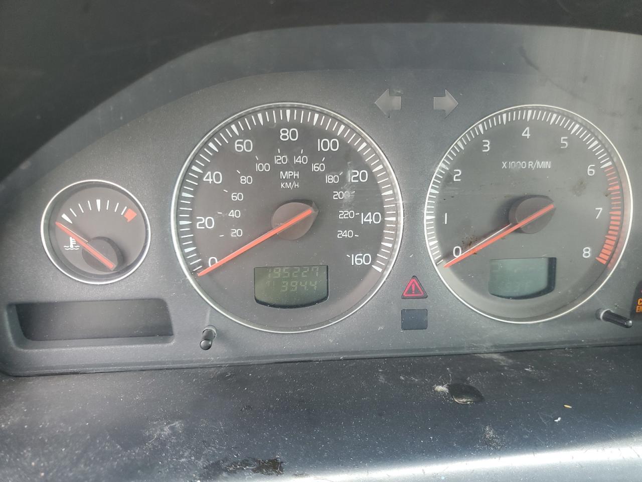 2004 Volvo V70 VIN: YV1SW61T842385377 Lot: 71711165