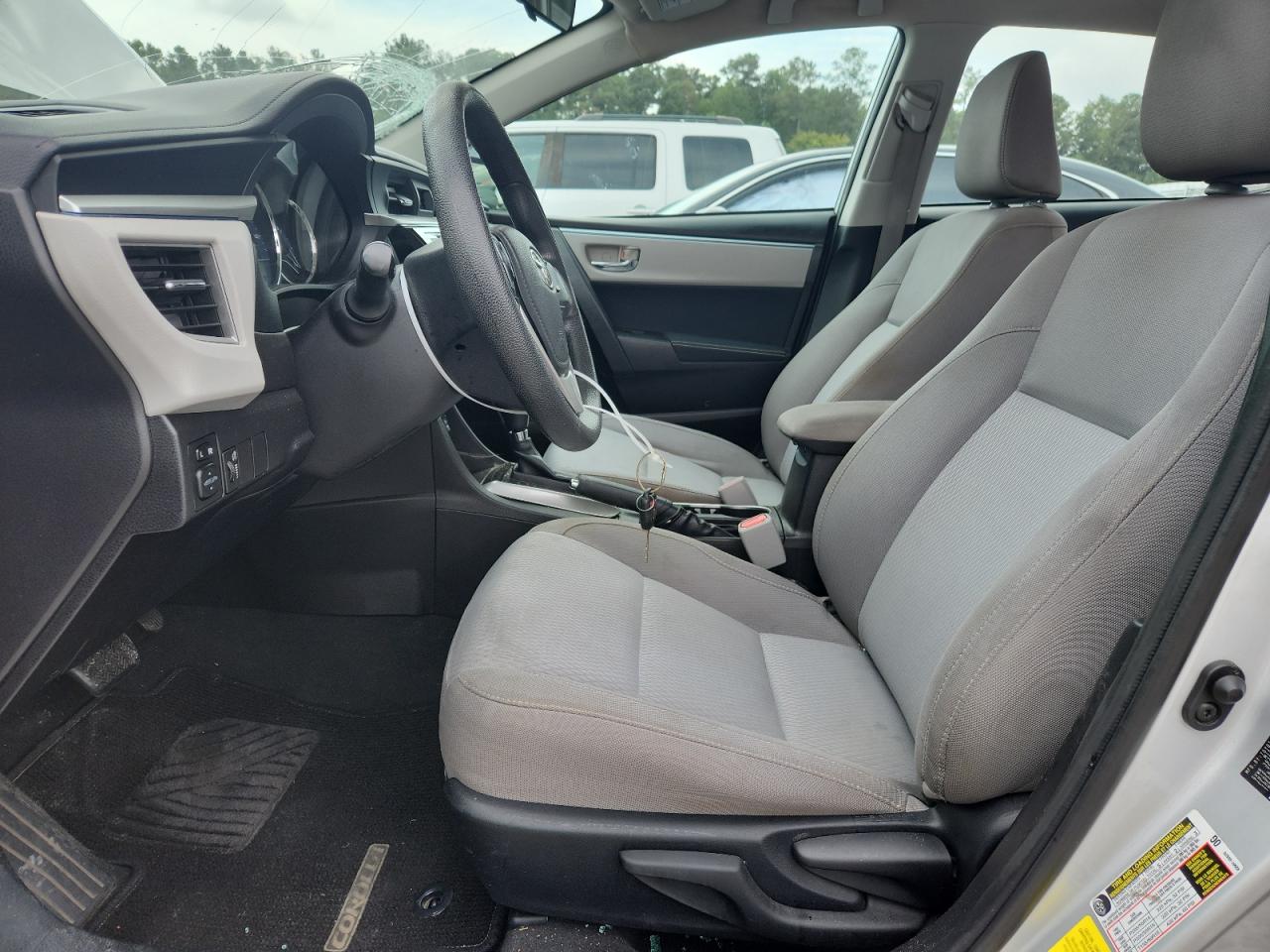 2016 Toyota Corolla L VIN: 5YFBURHE1GP412509 Lot: 84214435
