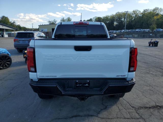  CHEVROLET COLORADO 2023 White
