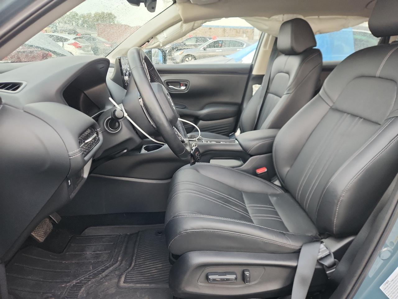 2025 Honda Hr-V Exl VIN: 3CZRZ2H71SM774858 Lot: 71682415