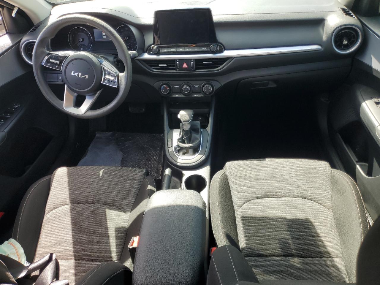 2024 Kia Forte Lx VIN: 3KPF24AD6RE826207 Lot: 81348045
