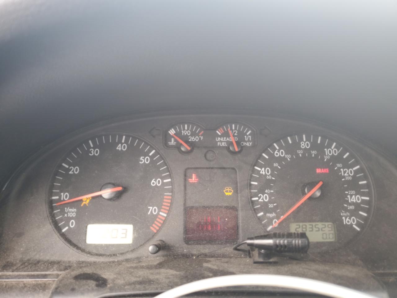 2000 Volkswagen Passat Gls VIN: WVWMA23B2YE130013 Lot: 80675785