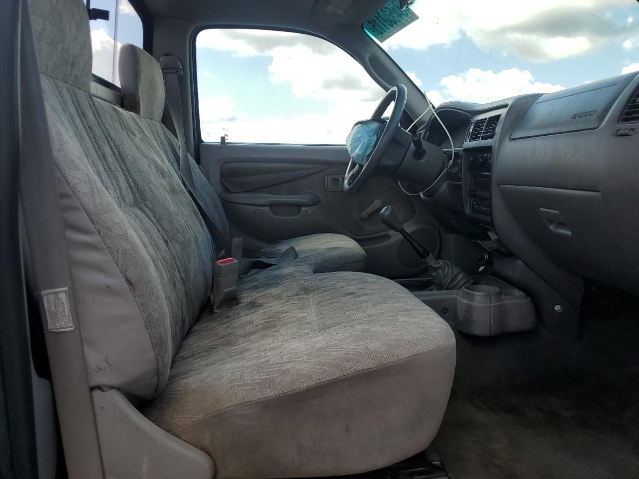 2002 Toyota Tacoma VIN: 5TENL42NX2Z025973 Lot: 84580115