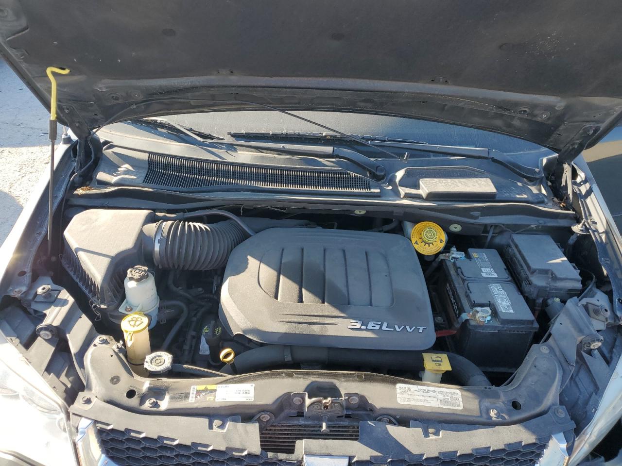 2017 Dodge Grand Caravan Sxt VIN: 2C4RDGCG8HR590172 Lot: 84546335