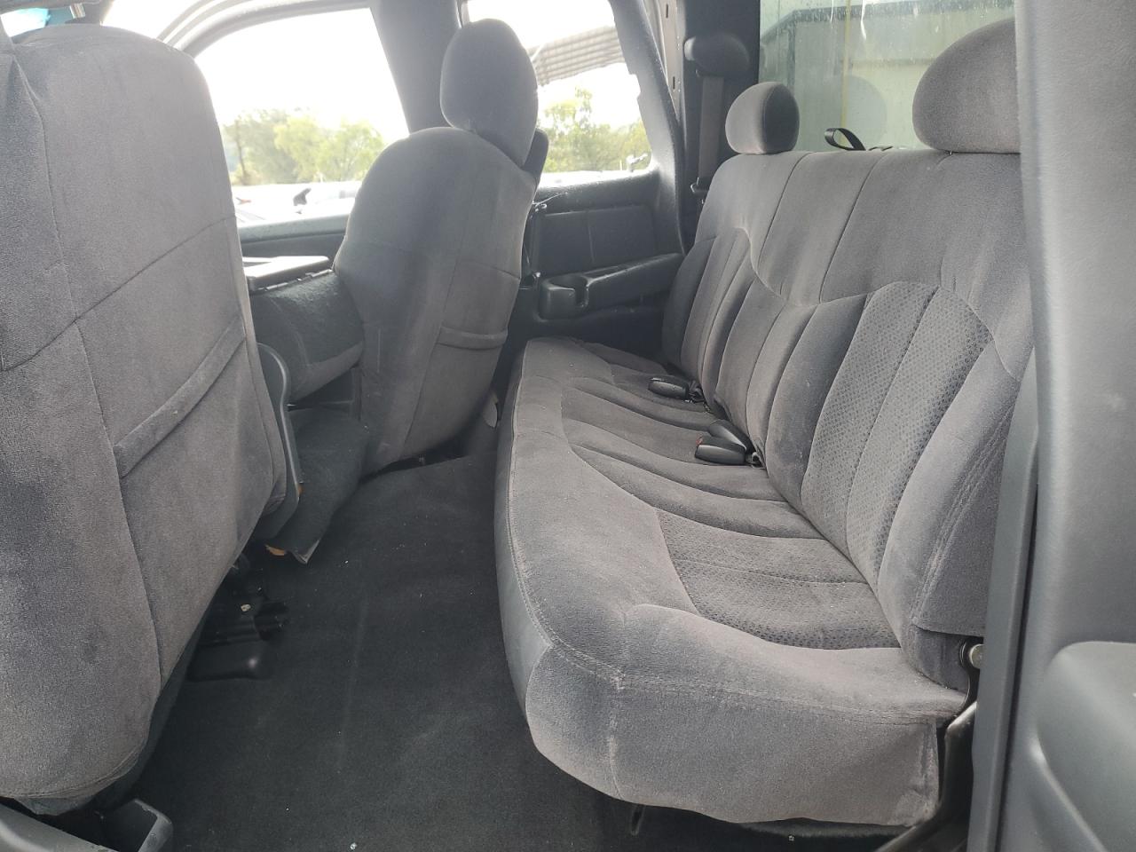 2002 Chevrolet Silverado C1500 VIN: 2GCEC19V421265237 Lot: 81722395