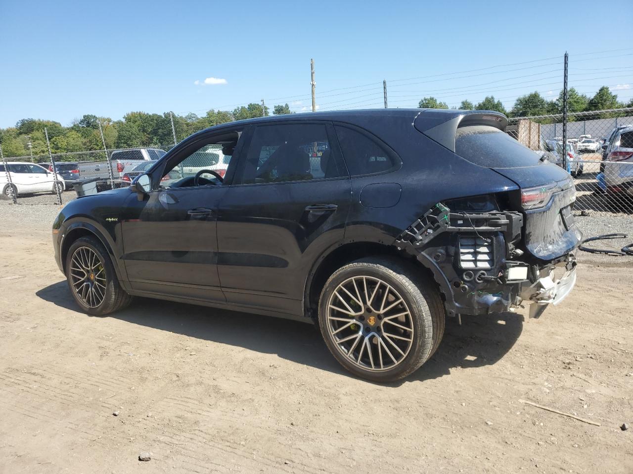 2019 Porsche Cayenne Se Hybrid WP1AE2AY2KDA51872 photo #3