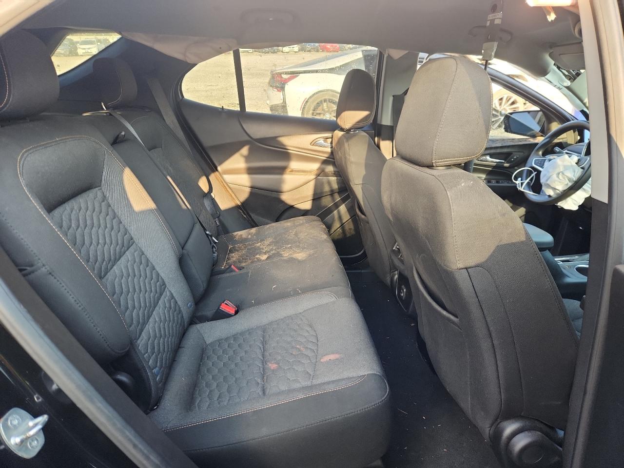 2020 Chevrolet Equinox Lt VIN: 2GNAXJEVXL6111586 Lot: 81003965