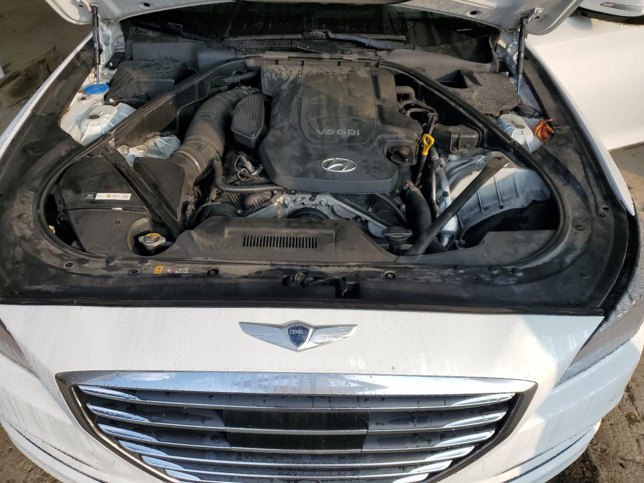 2016 Hyundai Genesis 3.8L VIN: KMHGN4JE3GU132198 Lot: 71249265