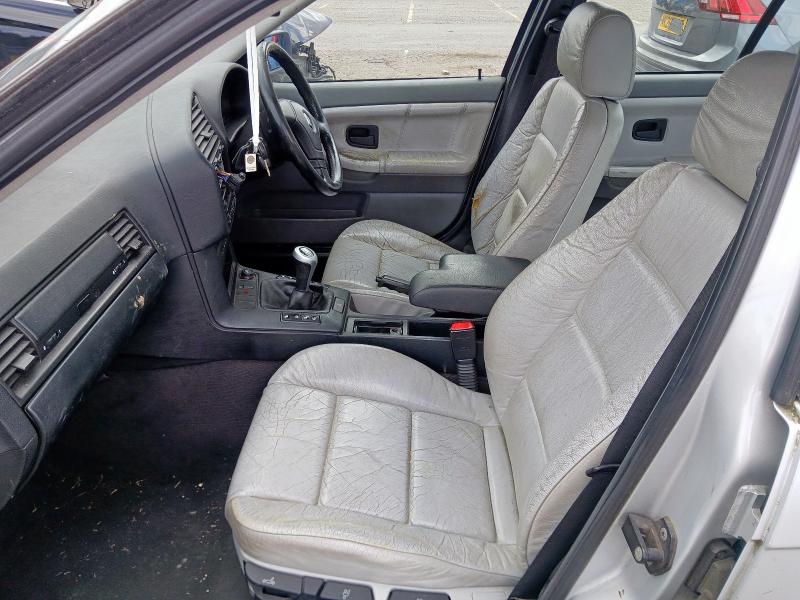 1998 BMW 323I SE 