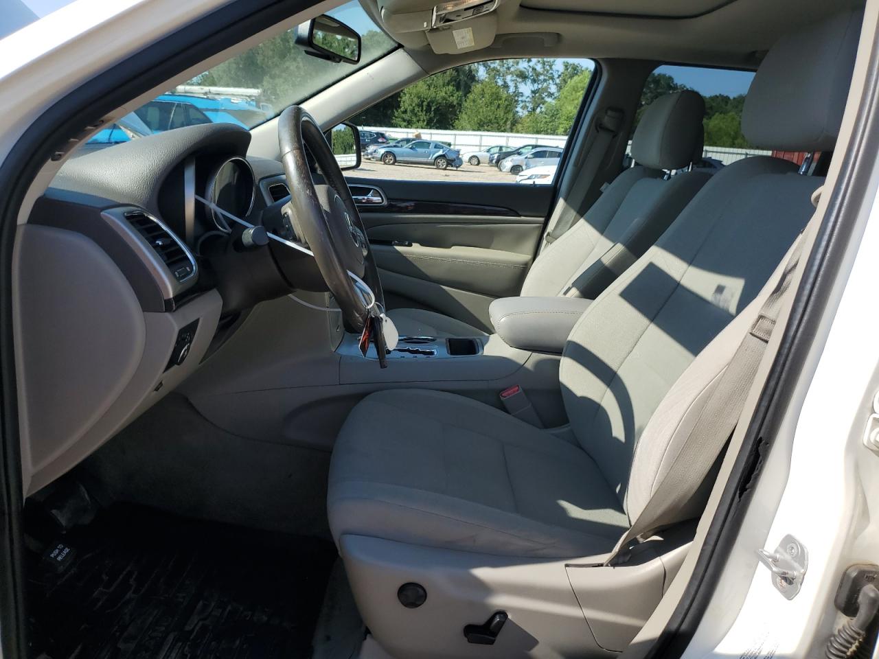 2012 Jeep Grand Cherokee Laredo VIN: 1C4RJEAG7CC137663 Lot: 71826435