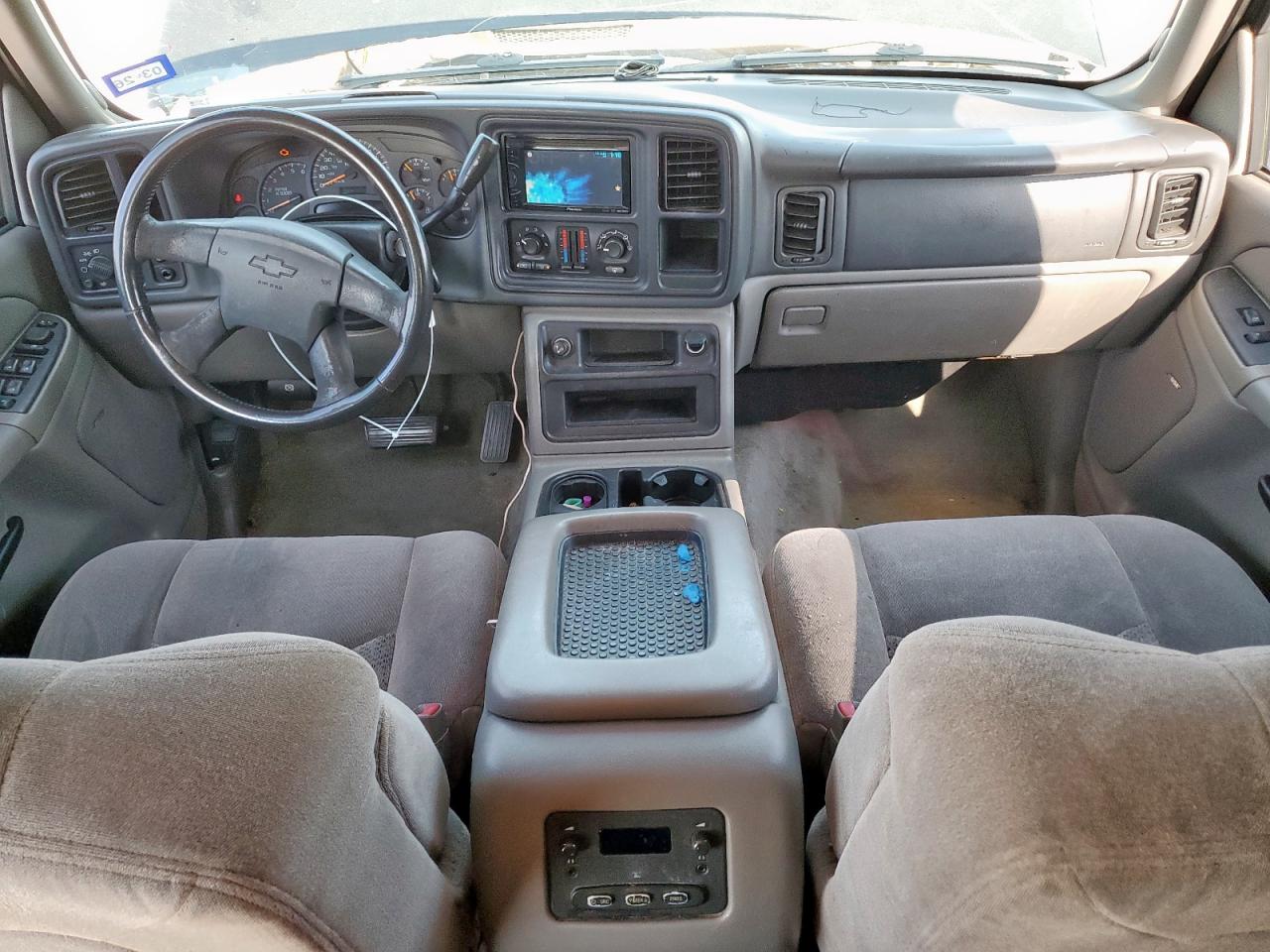 2004 Chevrolet Tahoe C1500 VIN: 1GNEC13Z94R193318 Lot: 80327265