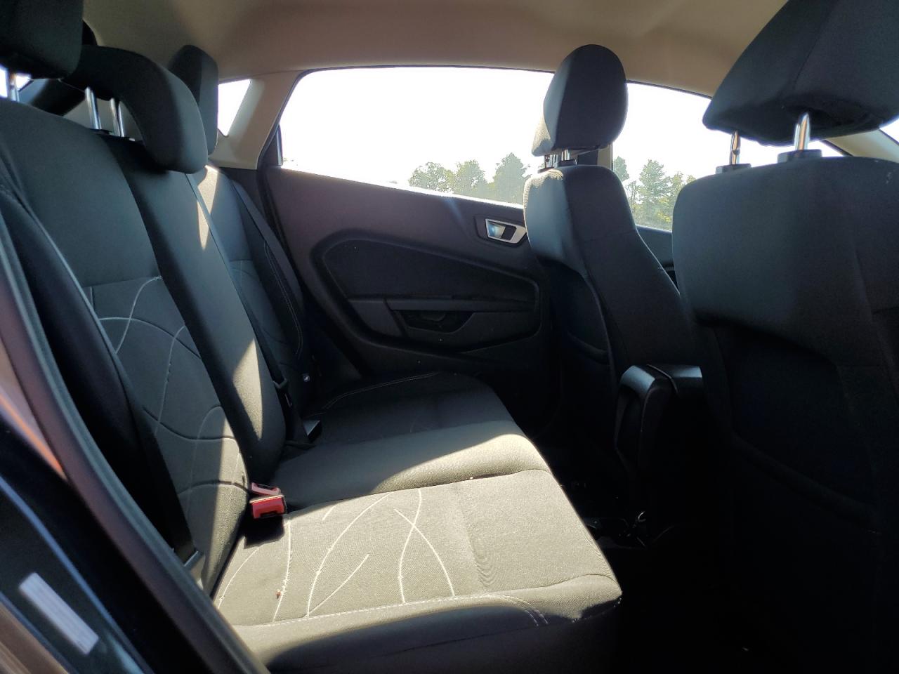 2015 Ford Fiesta Se VIN: 3FADP4EJ0FM178637 Lot: 81524185