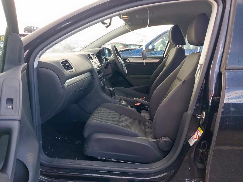 2011 VOLKSWAGEN GOLF S