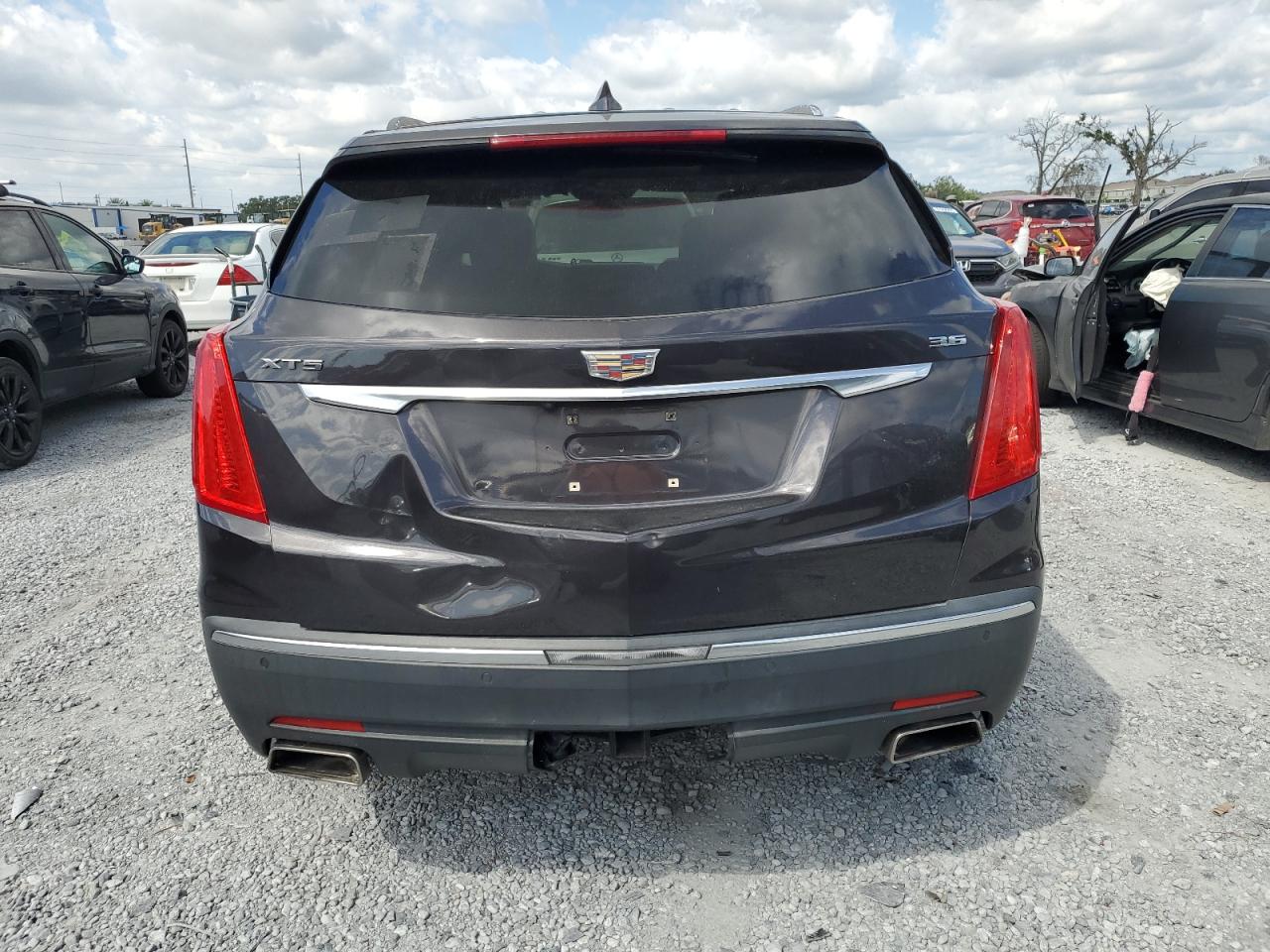 2017 Cadillac Xt5 Luxury VIN: 1GYKNBRS5HZ139603 Lot: 84830205