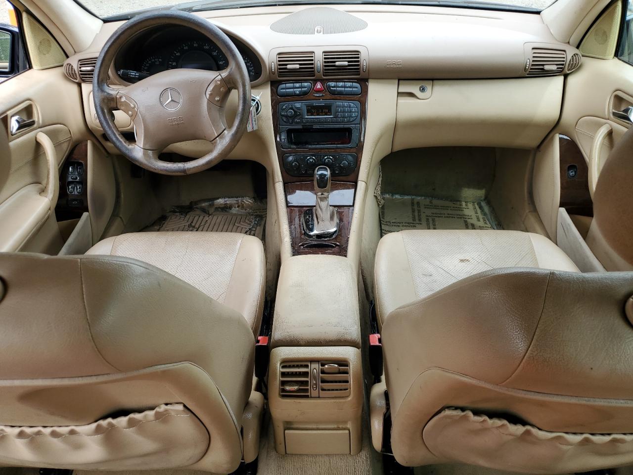 2002 Mercedes-Benz C 240 VIN: WDBRF61J32F143636 Lot: 84567925