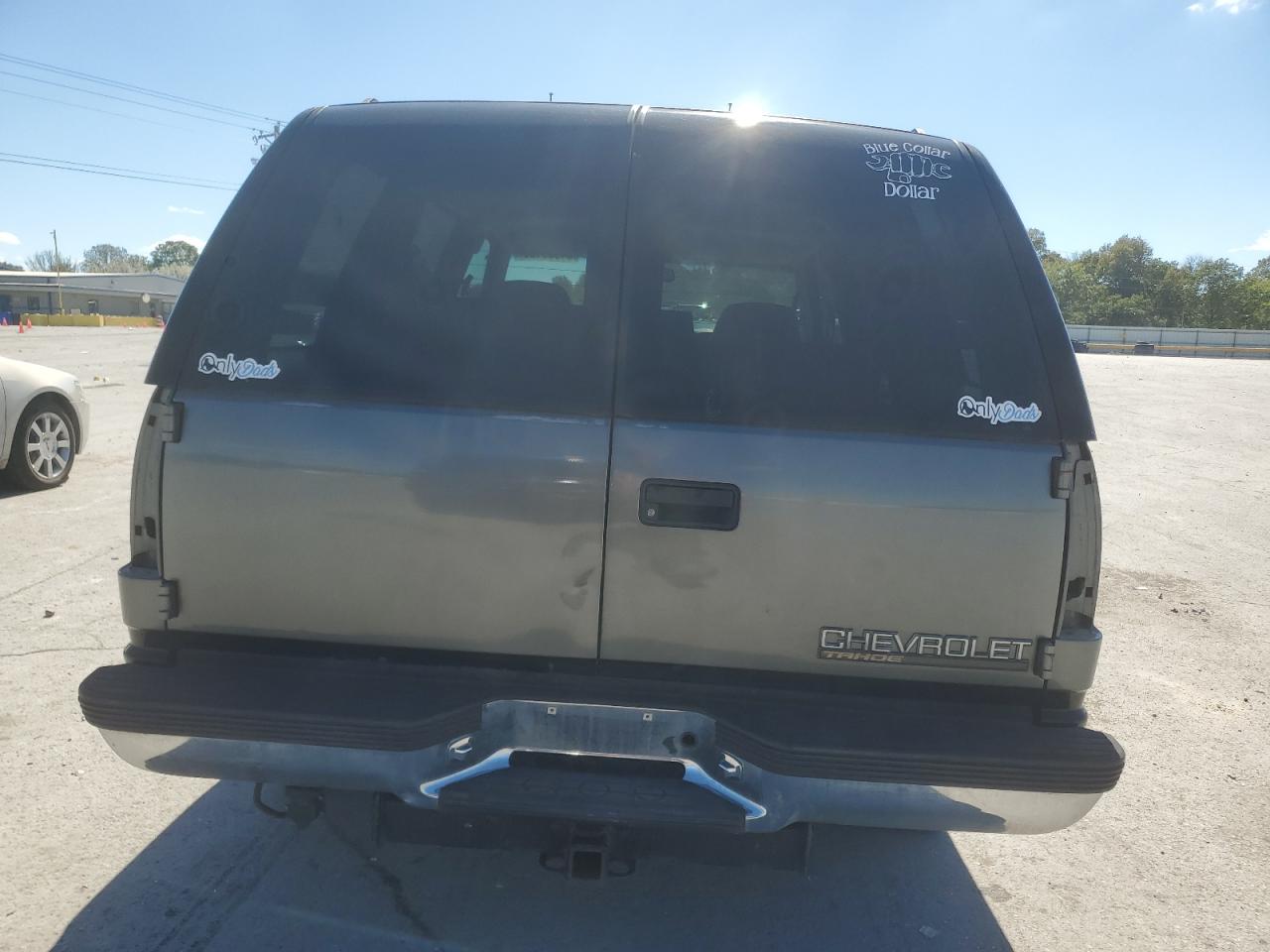 1999 Chevrolet Tahoe K1500 VIN: 1GNEK13R9XJ378765 Lot: 84566135