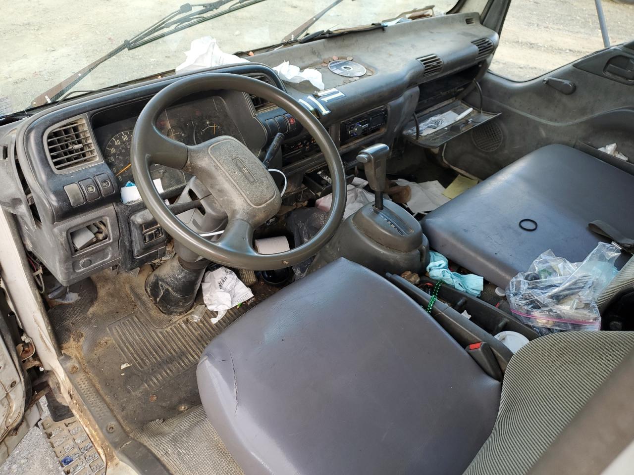 2002 GMC W3500 W350 - Trucks VIN: 4KDB4B1R62J800591 Lot: 70344415