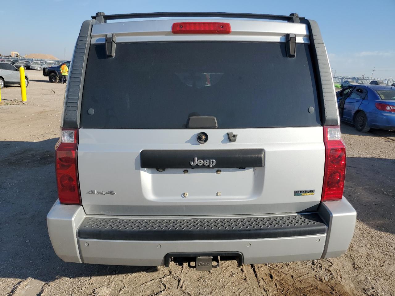 2008 Jeep Commander Sport VIN: 1J8HG48N78C159168 Lot: 81878975