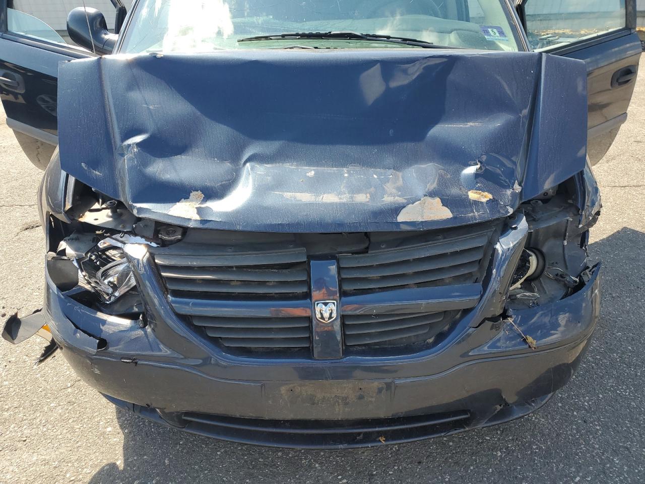2007 Dodge Grand Caravan Se VIN: 1D4GP24RX7B255934 Lot: 71168815