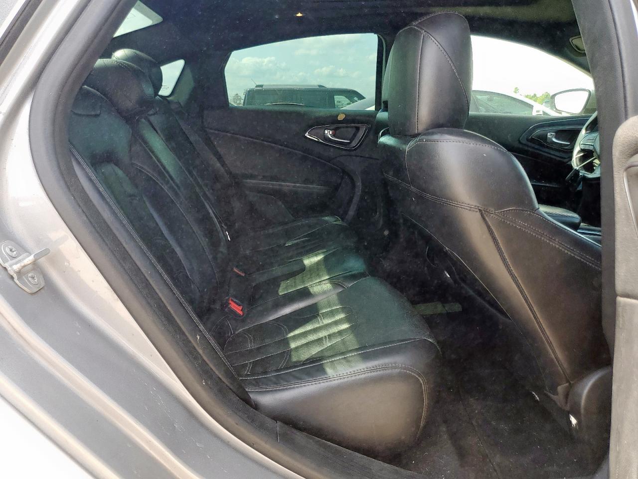 2015 Chrysler 200 S VIN: 1C3CCCBB0FN613708 Lot: 71655585