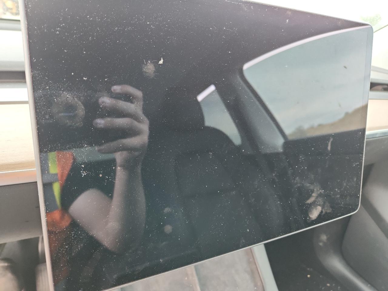 2022 Tesla Model Y VIN: 7SAYGDEE7NF313908 Lot: 71536385