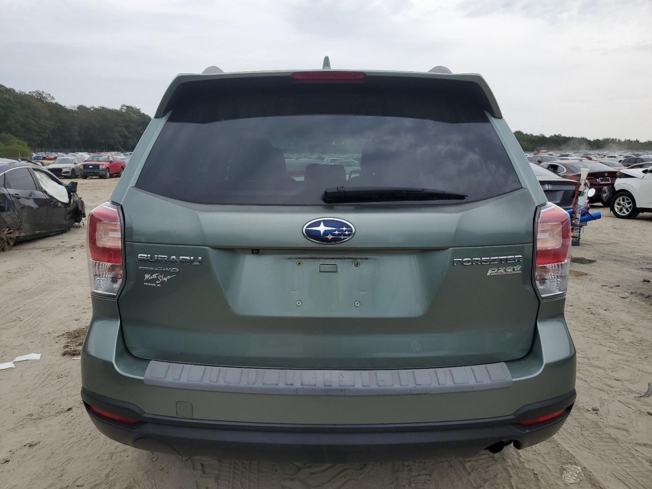 2017 Subaru Forester 2.5I Premium VIN: JF2SJAEC9HH550102 Lot: 81797315