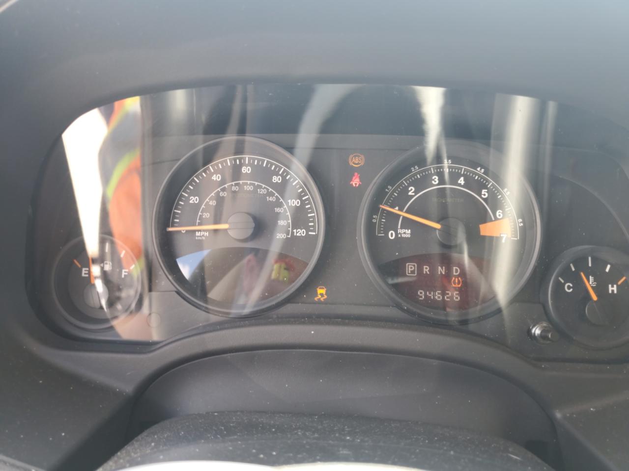 2014 Jeep Compass Sport VIN: 1C4NJDBBXED833765 Lot: 71502105