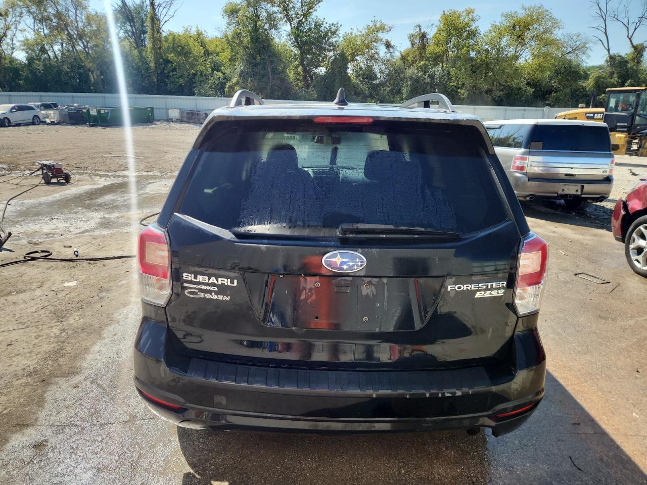 2017 Subaru Forester 2.5I Premium VIN: JF2SJAEC0HH560355 Lot: 80879985