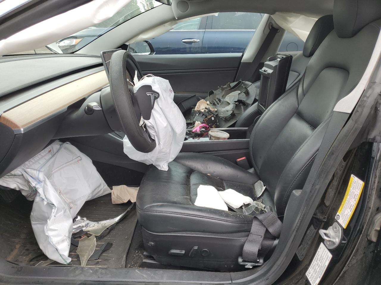 2020 Tesla Model 3 VIN: 5YJ3E1EB7LF670410 Lot: 81323865