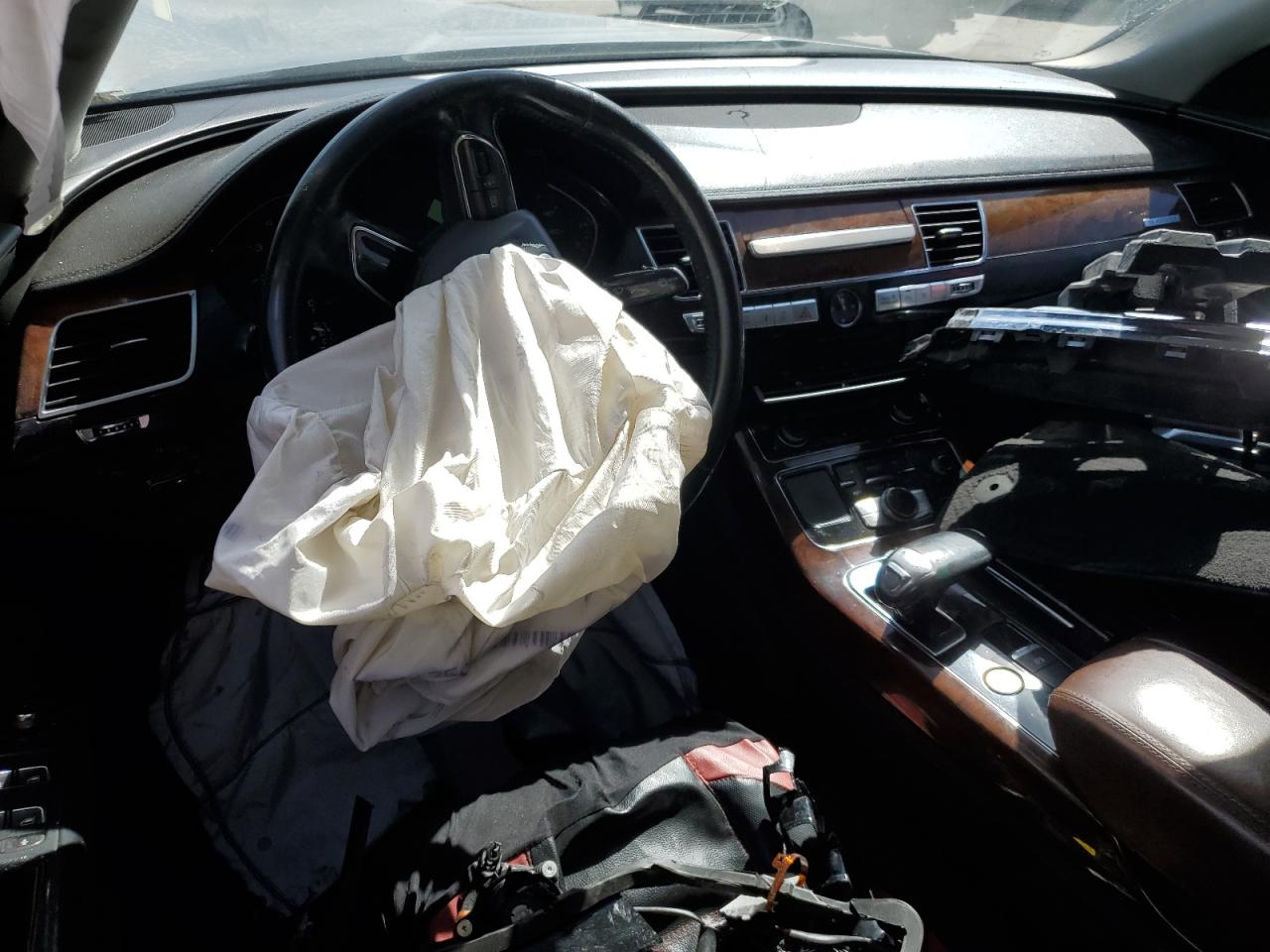 2013 Audi A8 L Quattro VIN: WAURGAFD0DN000718 Lot: 71925745