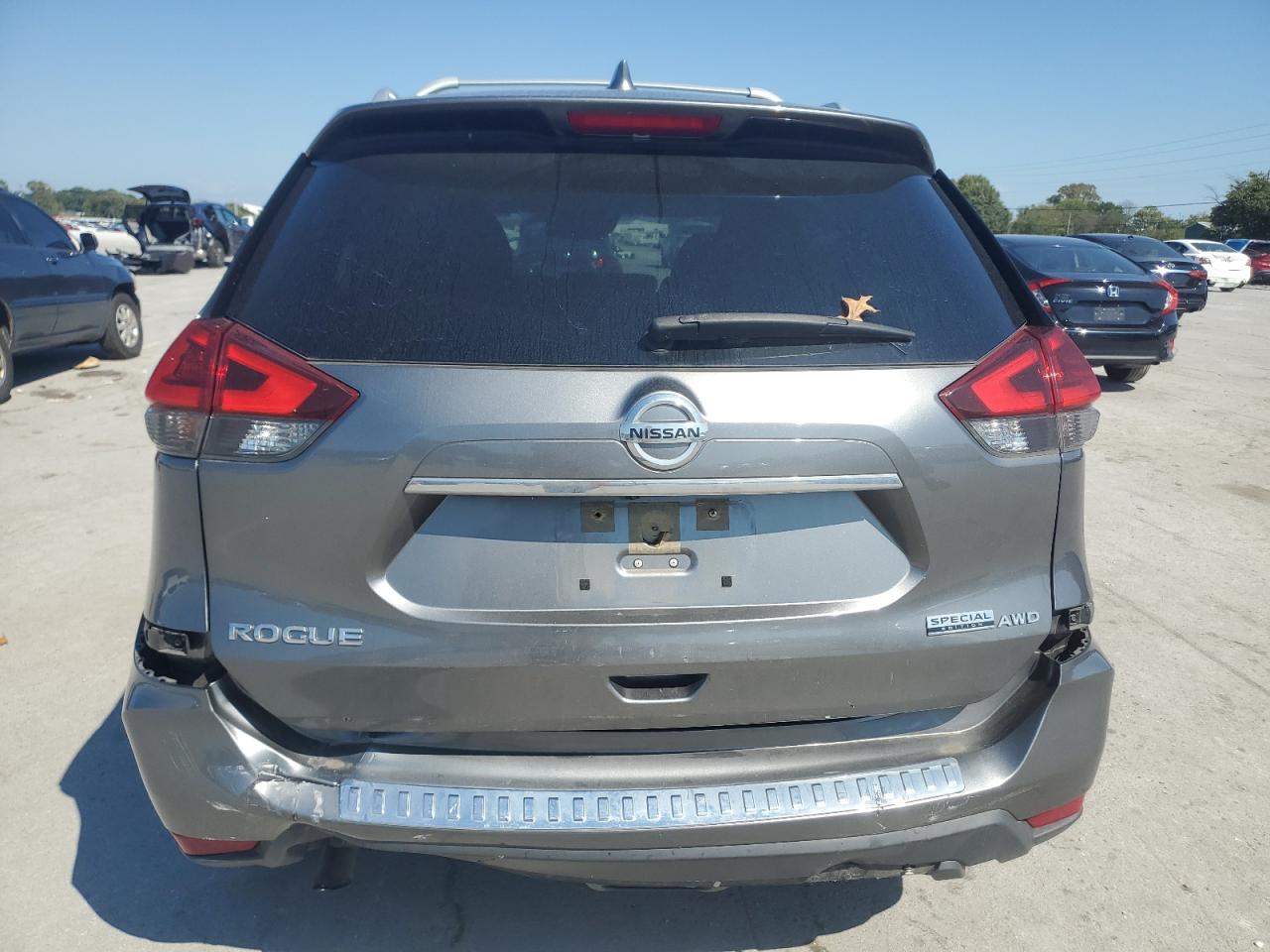 2020 Nissan Rogue S VIN: JN8AT2MV0LW134610 Lot: 81884055