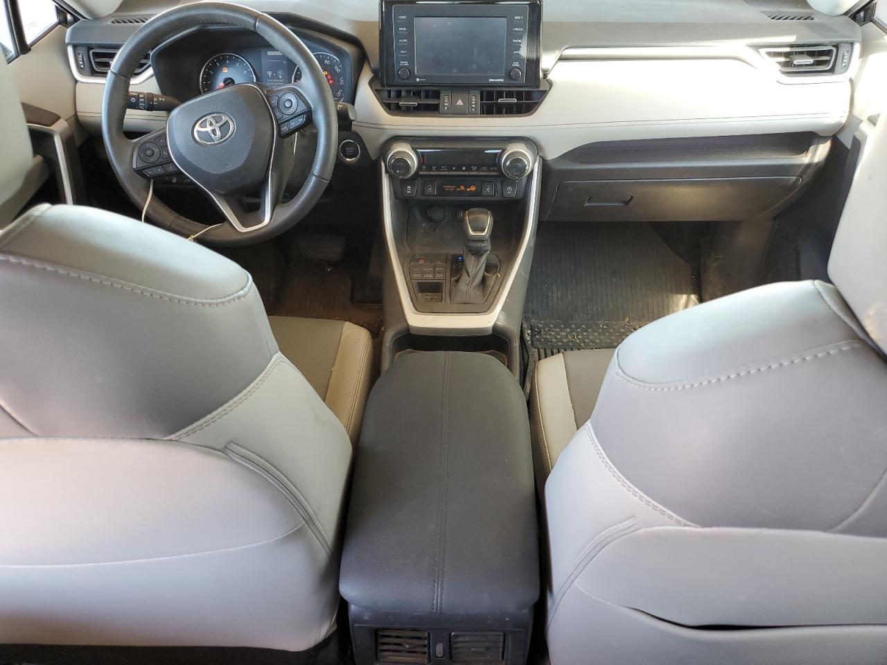 2021 Toyota Rav4 Xle Premium VIN: 2T3A1RFV5MC174433 Lot: 72037575