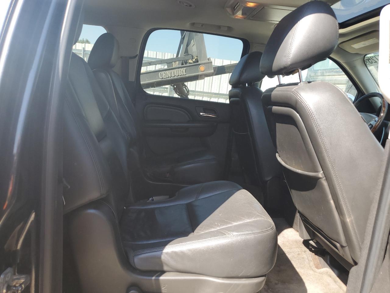 2012 GMC Yukon Xl Denali VIN: 1GKS2MEF8CR242093 Lot: 81586725