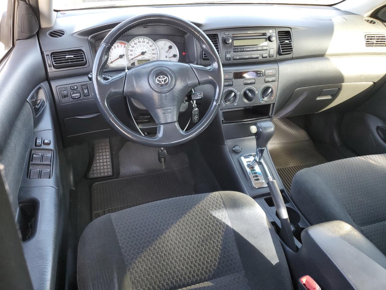 2008 Toyota Corolla Ce VIN: 1NXBR32E58Z018972 Lot: 70963475