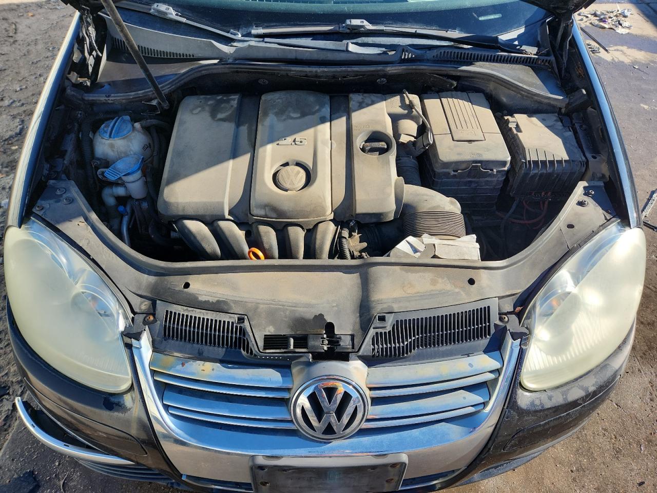 2008 Volkswagen Jetta S VIN: 3VWJZ71K98M170107 Lot: 81610875