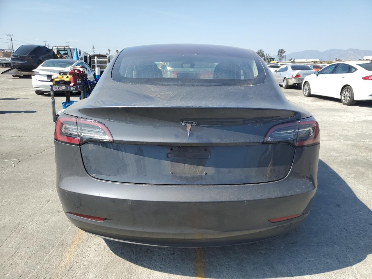 2018 Tesla Model 3 VIN: 5YJ3E1EA3JF009462 Lot: 84293745