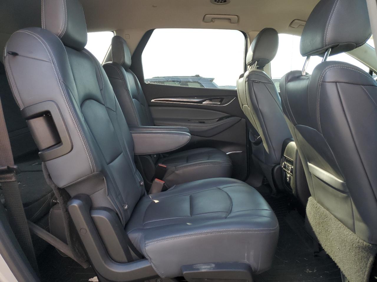 2018 Buick Enclave Essence VIN: 5GAERBKW4JJ144611 Lot: 80286375