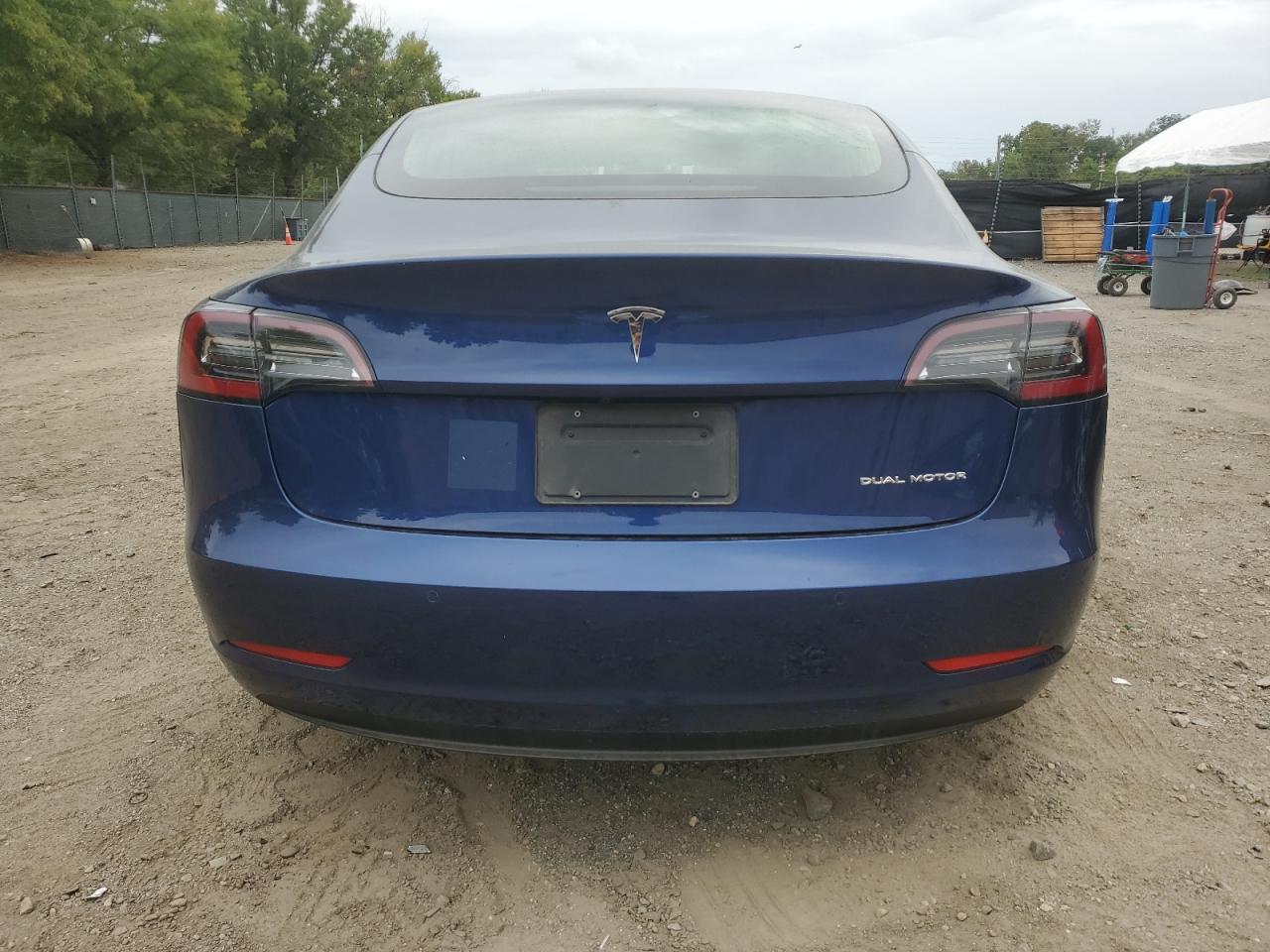 2019 Tesla Model 3 VIN: 5YJ3E1EB0KF365569 Lot: 68616235