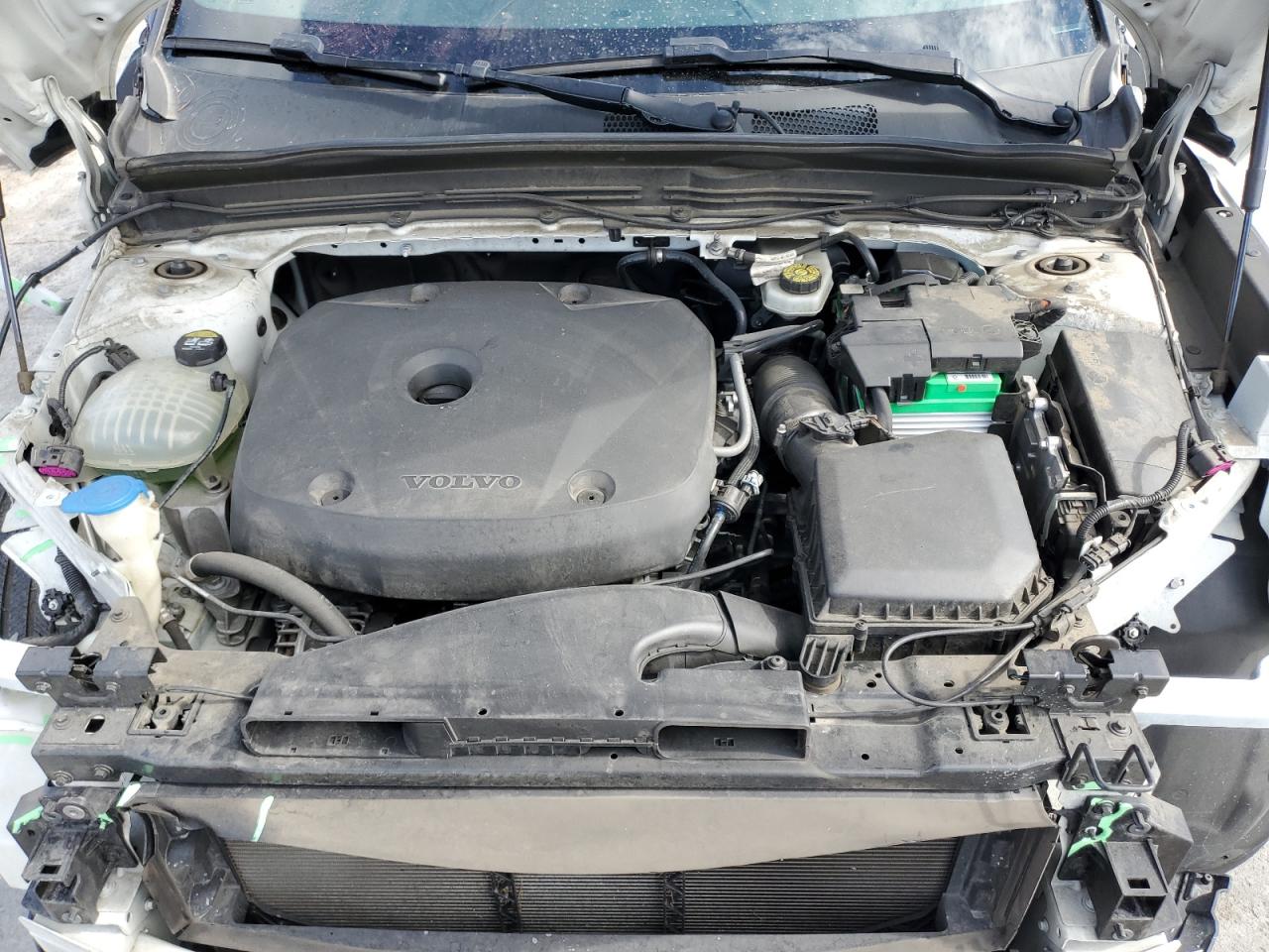 2019 Volvo Xc40 T5 Momentum VIN: YV4162XZ0K2004752 Lot: 81333215