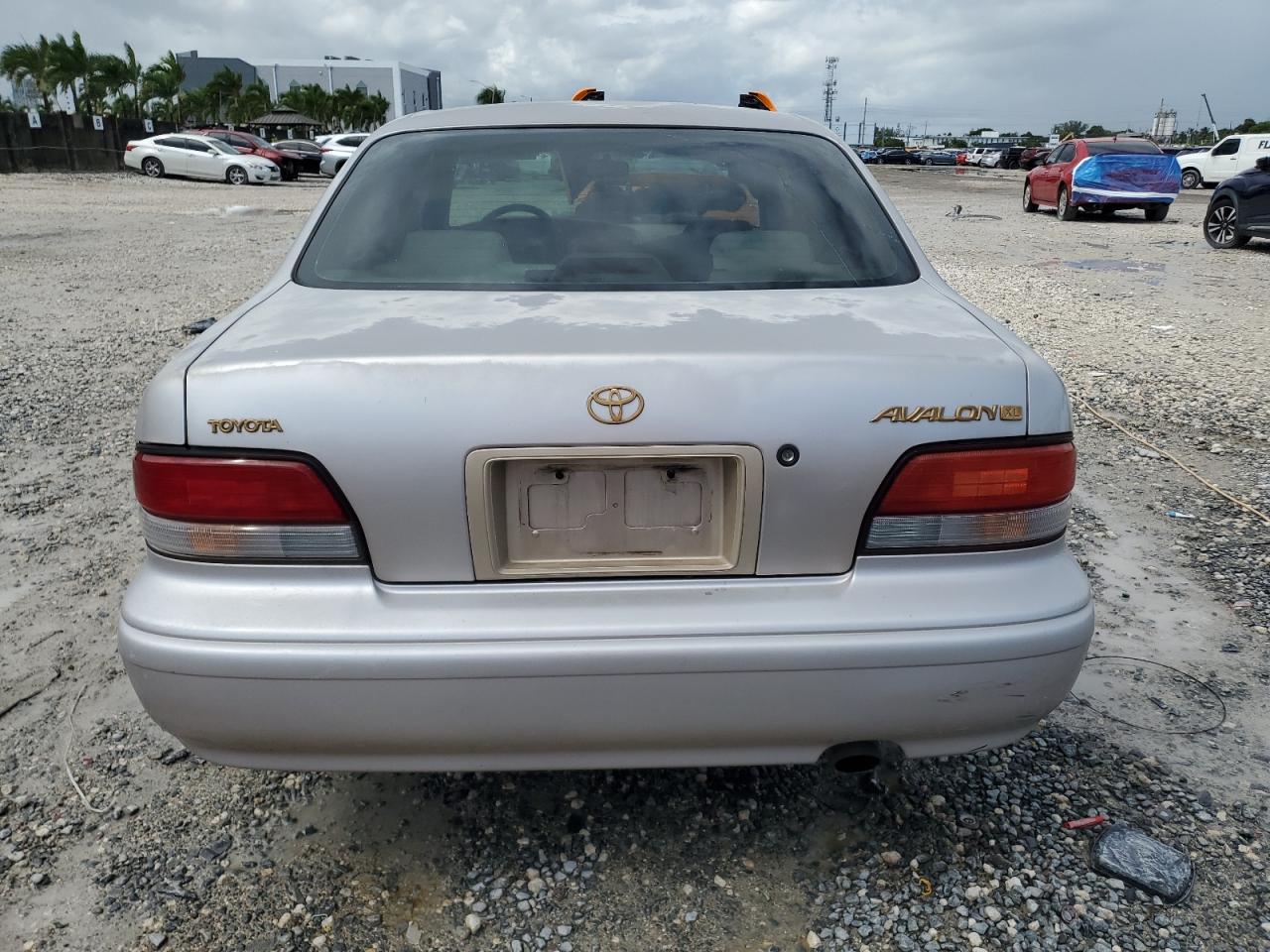 1997 Toyota Avalon Xl VIN: 4T1BF12B0VU173279 Lot: 84426855