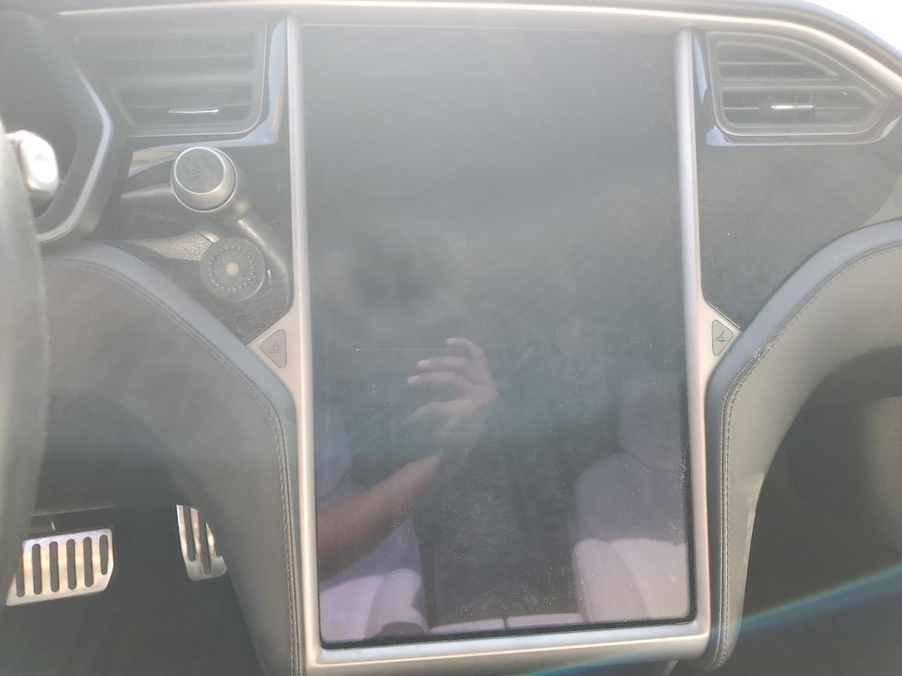 2018 Tesla Model S VIN: 5YJSA1E27JF283456 Lot: 81677415