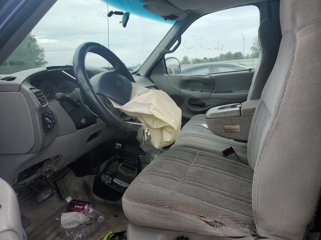 1998 Ford F150 VIN: 1FTZX18WXWNA19099 Lot: 84722495