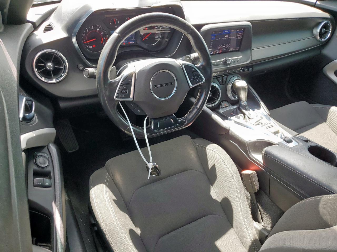 2021 Chevrolet Camaro Ls VIN: 1G1FB1RX8M0142184 Lot: 81690585