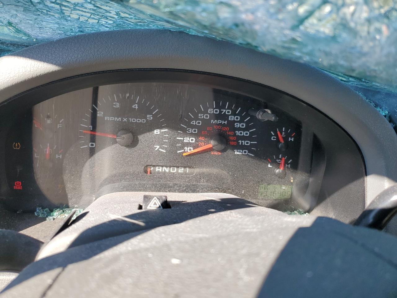 2007 Ford F150 VIN: 1FTRX12W67NA00687 Lot: 81067725
